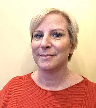 Julie McIntosh | Chiropractic Assistant Chicago